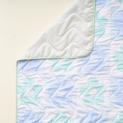 On-The-Go Quilted Flower Blanket